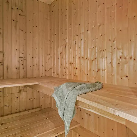 Semesterbostad Cozy In With Sauna