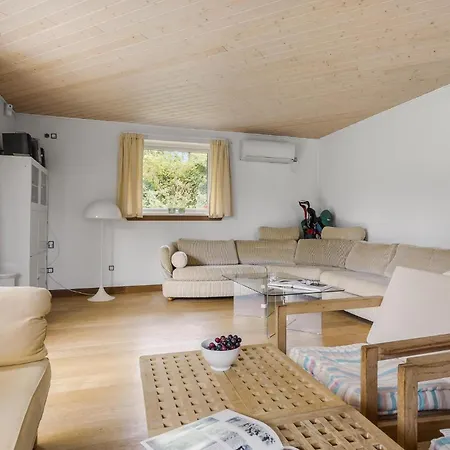 Semesterbostad Cozy In With Sauna *
