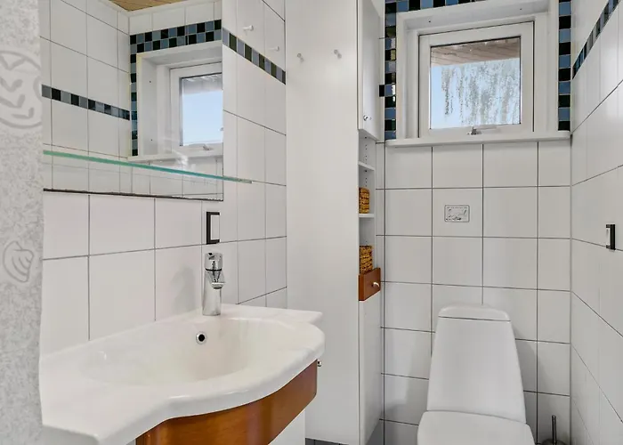 Vakantiehuis Cozy In With Sauna *